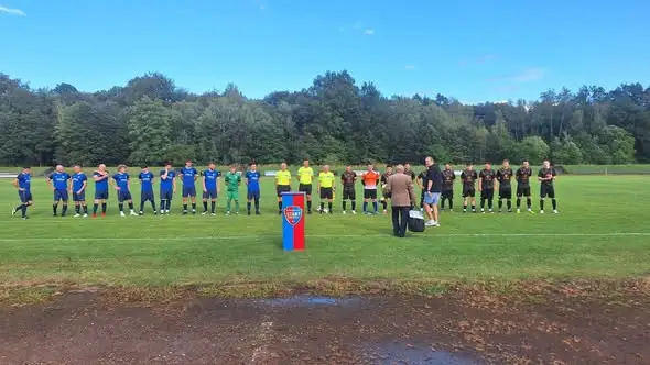 Start Dobrodzień uhonorowany pucharem za awans do Klasy A