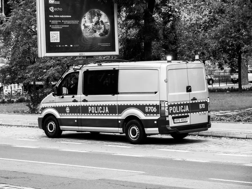 Policja otrzymała 44 nowe radiowozy BMW i laserowe mierniki prędkości