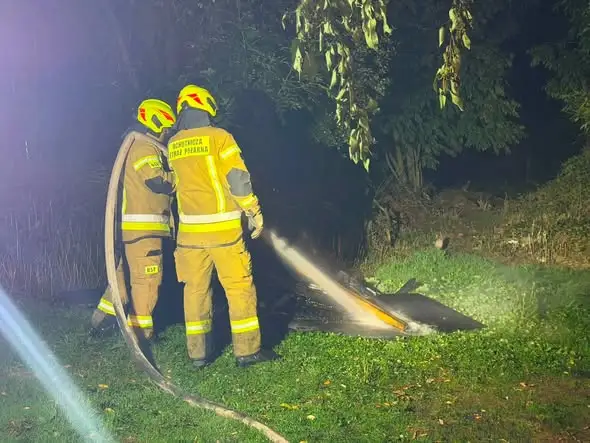 Pożar kurnika w Jamach – nocna akcja strażaków