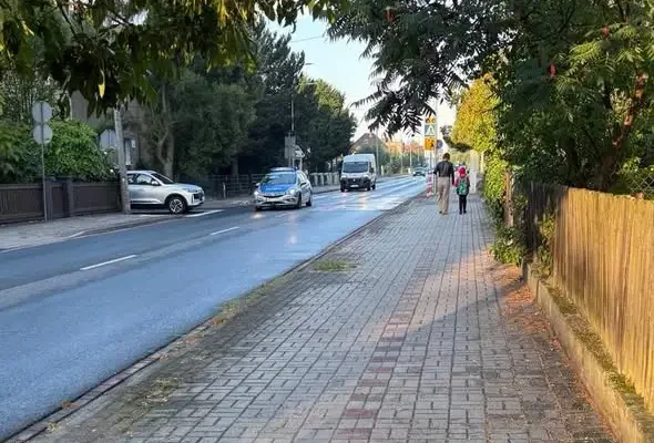 Policja prowadzi akcję „Bezpieczna droga do szkoły” – kontrole i edukacja w całym kraju