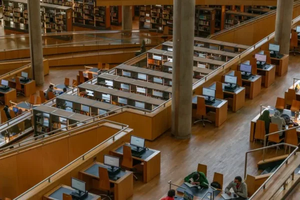 Zębowice: biblioteka wzbogaciła się o nowoczesny sprzęt dzięki programowi „Kraszewski”