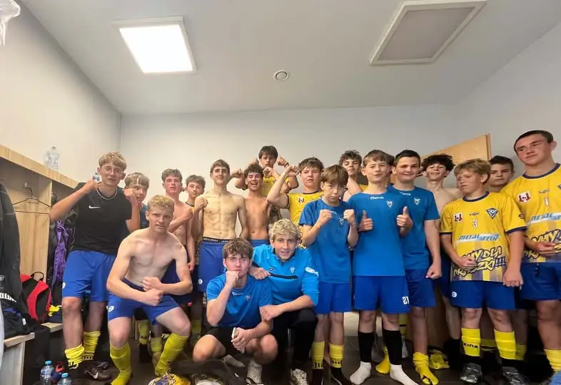 Juniorzy młodsi Motoru Praszka wygrywają na wyjeździe z GKS Widawa Wilków 2:1